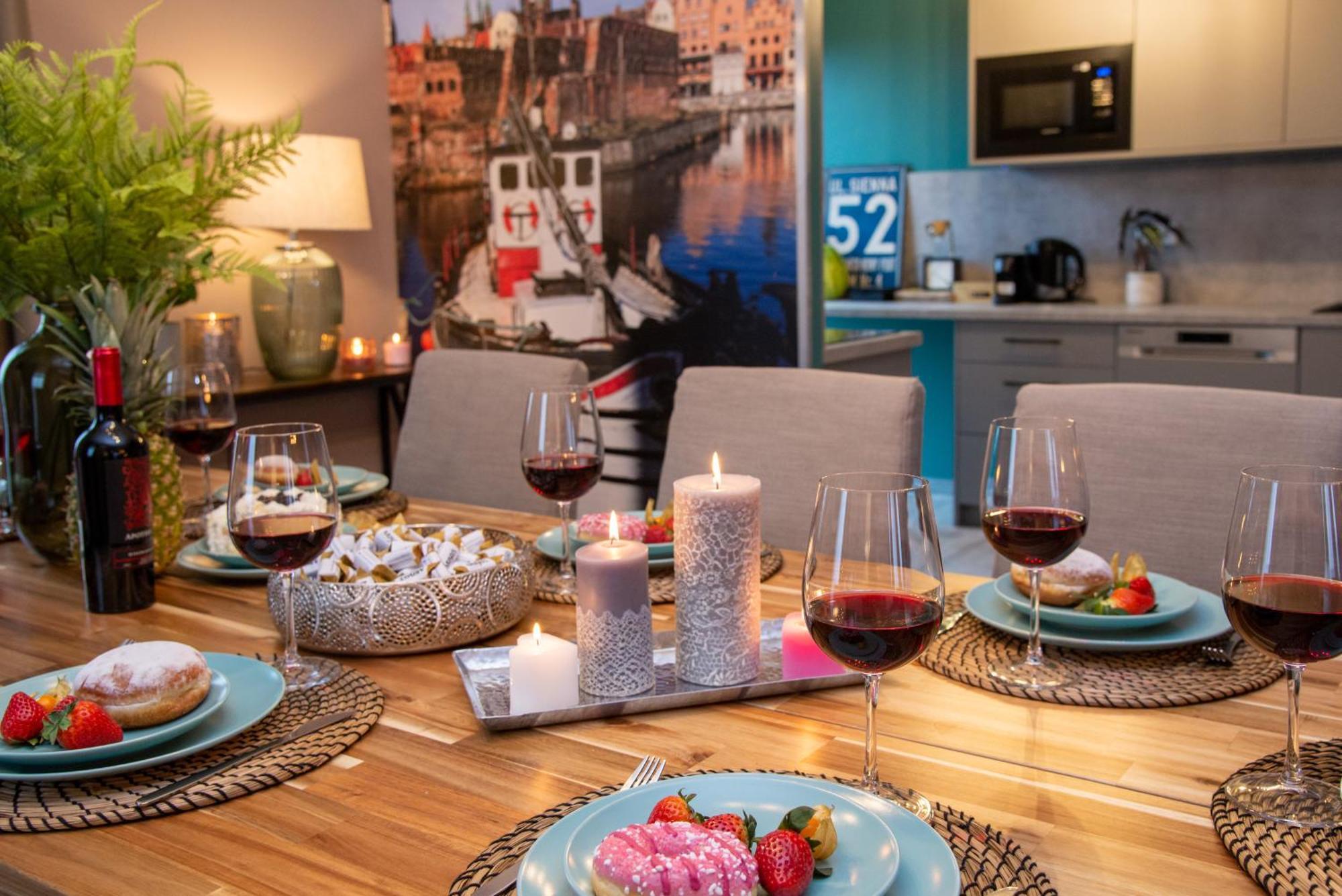 Premium 4 Rooms Apartment Danzica Esterno foto